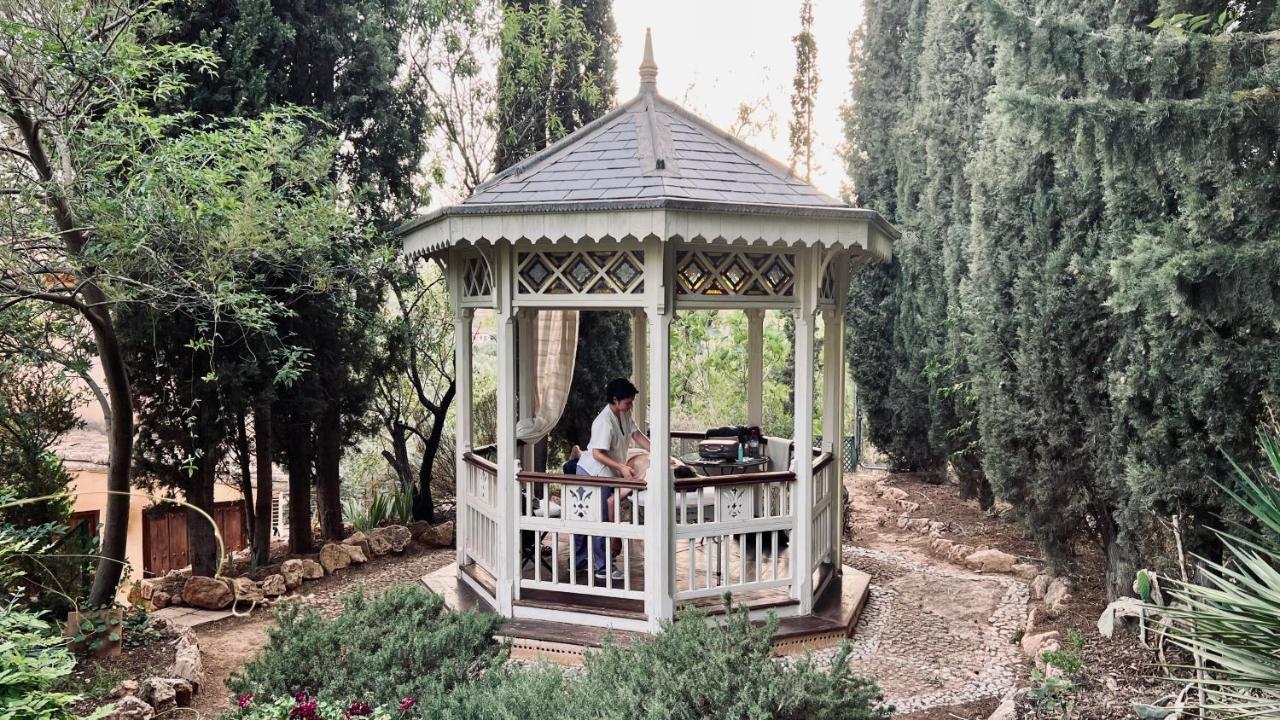 Cortijo El Pino Retreat Bed & Breakfast Albuñuelas Екстериор снимка