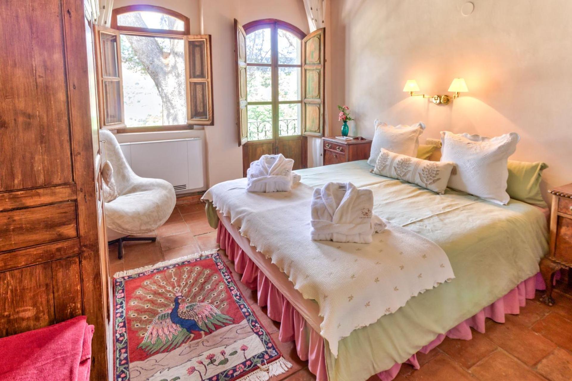 Cortijo El Pino Retreat Bed & Breakfast Albuñuelas Екстериор снимка